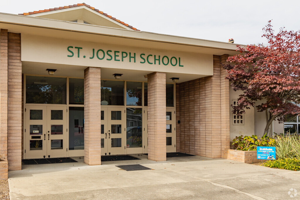 St. Joseph School is an excellent private school option in Mountain View.
