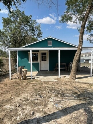 226 Viro Cir, Gallup, NM 87301