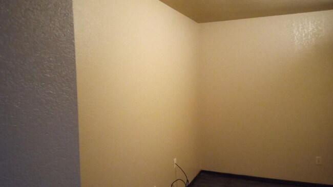 902 Cynthia St unit 17, Wilburton, OK 74578 - photo 4