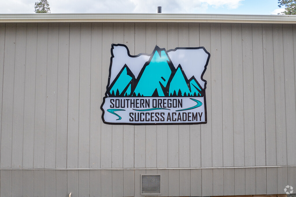 Southern Oregon Success Academy serves over 250 students from 6-12th grade around Grants Pass.