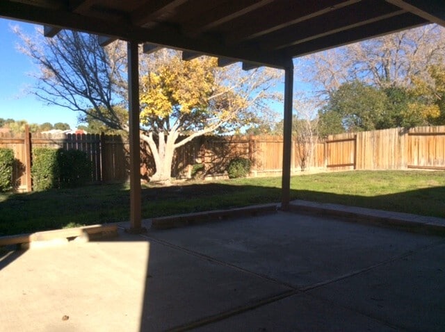 3045 Brentwood Ave, Lancaster, CA 93536 - photo 2