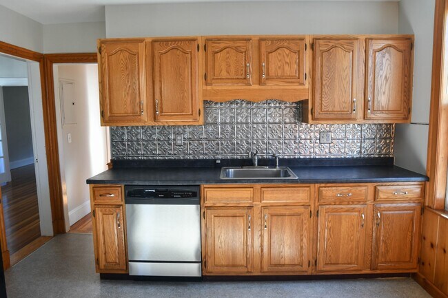 86 Elmira St unit 2, Brighton, MA 02135 - photo 5