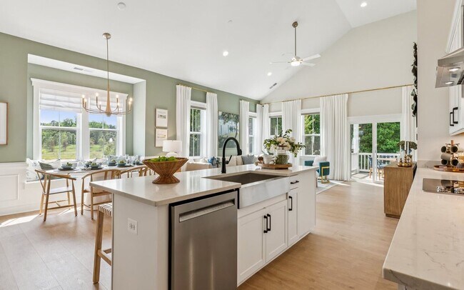 112 Statesman Dr unit 36578857, Stephenson, VA 22656 - photo 7