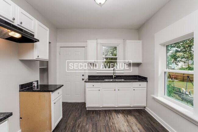 741 Dearborn Ave, Louisville, KY 40211 - photo 5