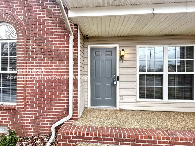 1808 Lakewood Village Dr, Antioch, TN 37013 - photo 2