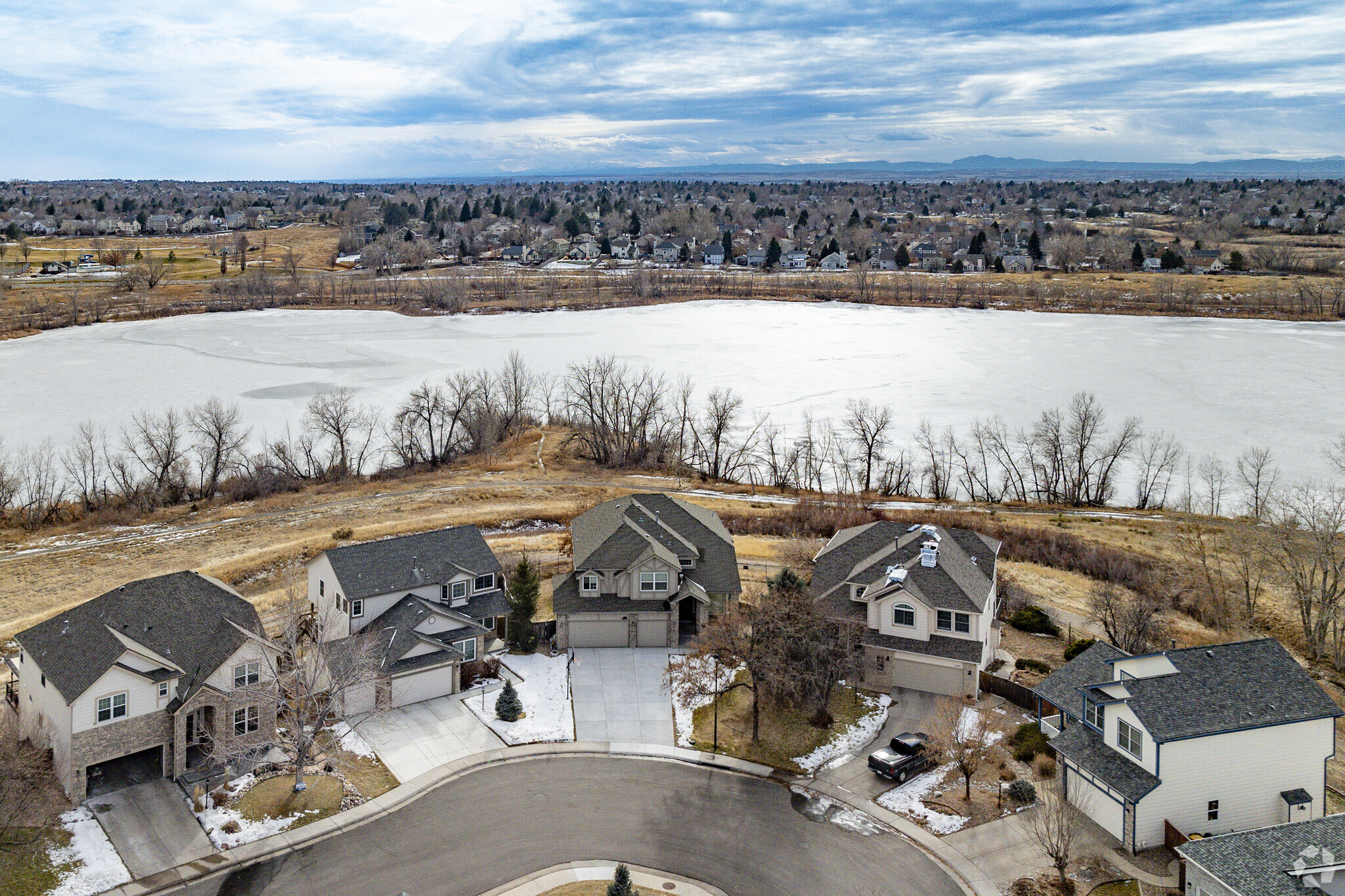 Prides Crossing is a neighborhood in southeast Aurora distinguished by the Quincy Reservoir.