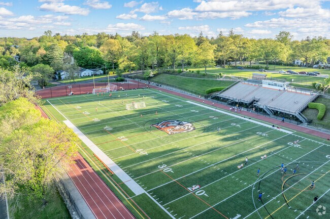 Highlands students continue their education at Highlands Middle School which serves grades 6 and 7.