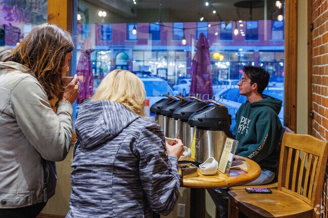 Fort Collins Foodie Walk invites visitors to sample unique chai teas.