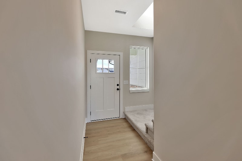 703 S Hydraulic Ave, Wichita, KS 67211 - photo 1