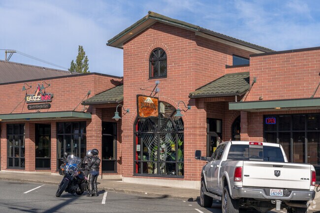 Buzz Inn Steakhouse near Canyon Creek is a neighborhood favorite for delicious food and more.