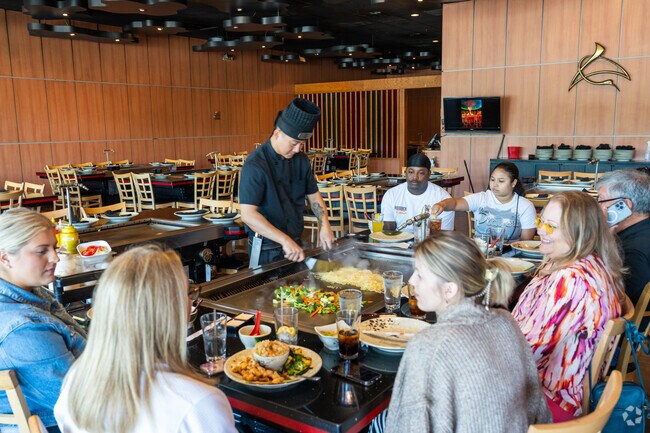 Enjoy a great dinner at Shinto Japanese Steakhouse & Sushi Lounge in Scots Plains.