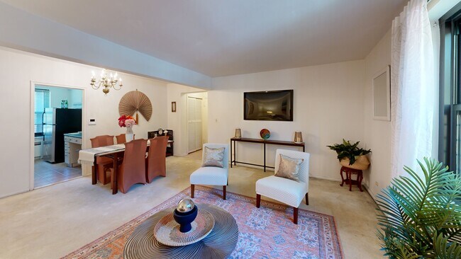 Windsor Park unit 2F, Oakland Gardens, NY 11364 - photo 2