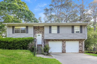 8318 Brittany Ln, Riverdale, GA 30274