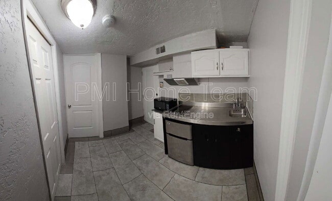 168 Ross Dr, Clearfield, UT 84015 - photo 2