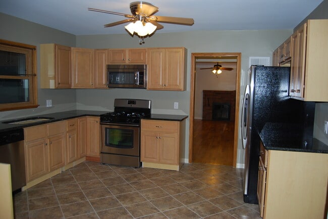 2923 Arthur St NE, Minneapolis, MN 55418 - photo 6