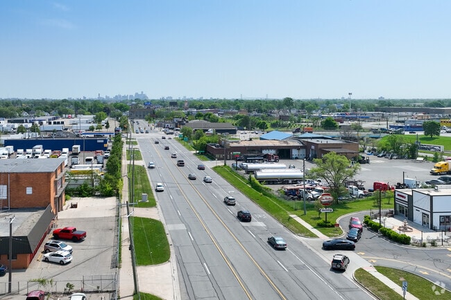 With nearby conveniences, parks, and historical landmarks, Claytown has something to do for everyone in the family.