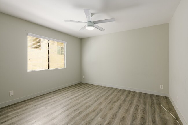 1535 N Kenmore Ave unit E, Los Angeles, CA 90027 - photo 7