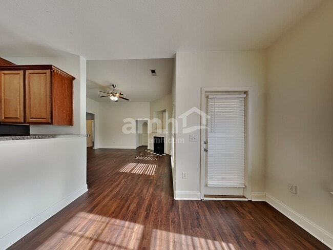 439 W Rustling Leaves Ln, Roebuck, SC 29376 - photo 5