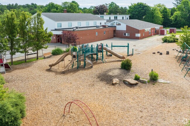 Morse Street School serves students in Freeport from grades PK-2.