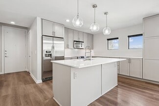 900 Matisse Dr, Fort Worth, TX 76107