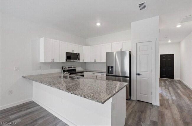 1027 Meadow Rd, Lehigh Acres, FL 33973 - photo 6