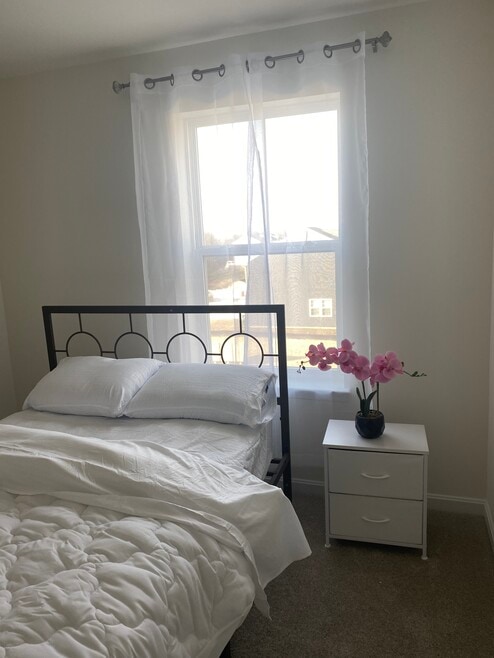 357 Purple Place unit Studio apartment for, Edgewood, MD 21040 - photo 1