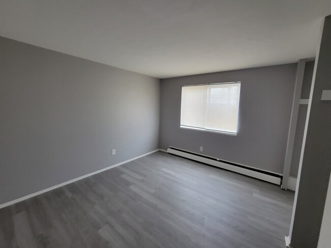 13420 Euclid Ave unit 13444-313, East Cleveland, OH 44112 - photo 5