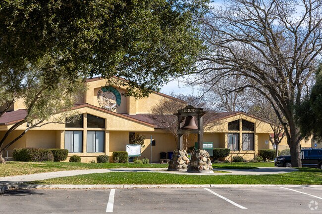 Los Olivos Elementary School is conveniently located.