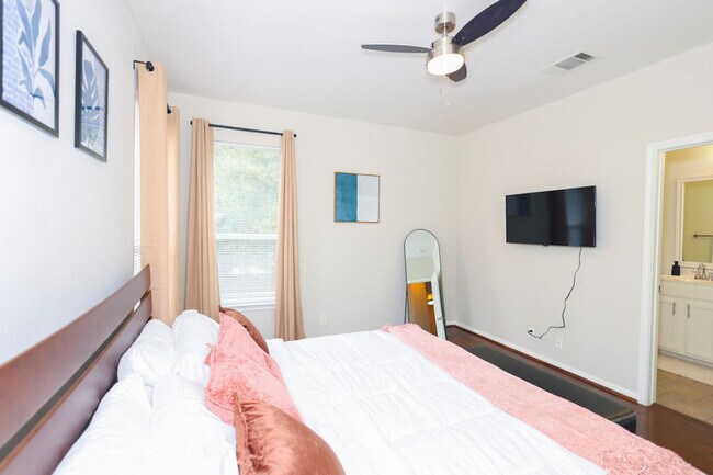 2418 Allred Dr unit ID1355773P, Austin, TX 78748 - photo 7