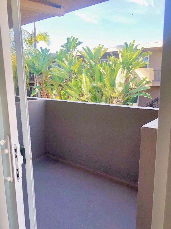 4735 W Broadway unit S, Hawthorne, CA 90250 - photo 6