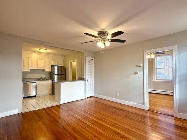 19 Roberts St unit 1, Brookline, MA 02445 - photo 2