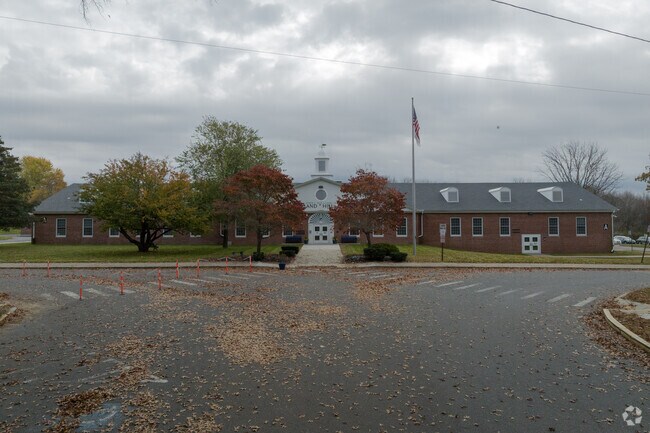 John J McLaughlin Cumberland Hill Elementary School is an educational institution in Cumberland.