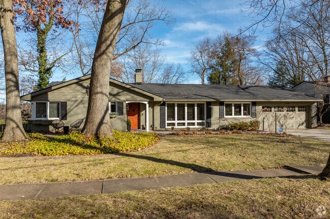 Ranch-style homes make for easy living in Northwest Akron.