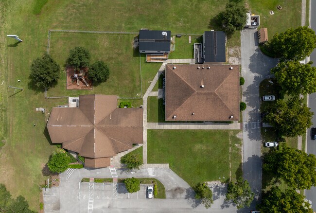 Peace Lutheran School has a small campus on Windmill Point Blvd.