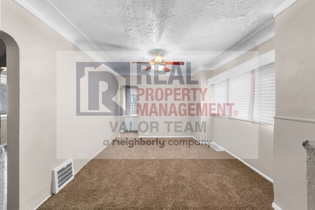 1761 Wayside Rd, Cleveland, OH 44112 - photo 5