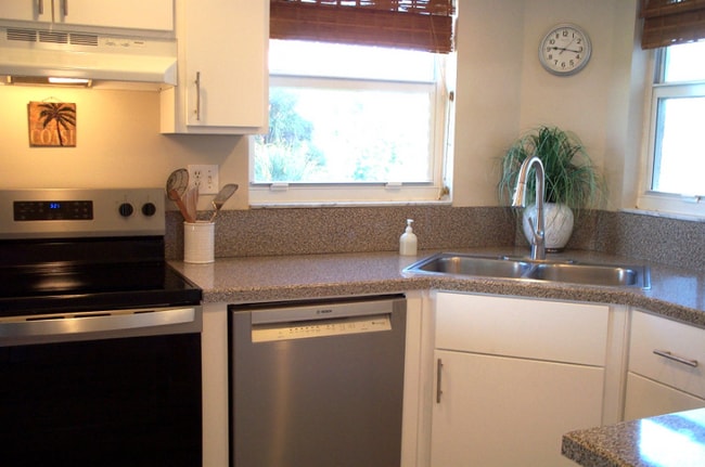 190 Pebble Beach Blvd unit 305, Naples, FL 34113 - photo 6