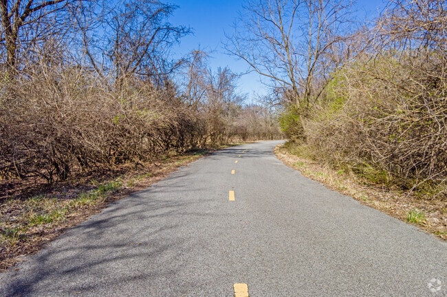 Take a stroll along the East Bank Trail in Kenilworth Park in the Mayfair neighborhood.
