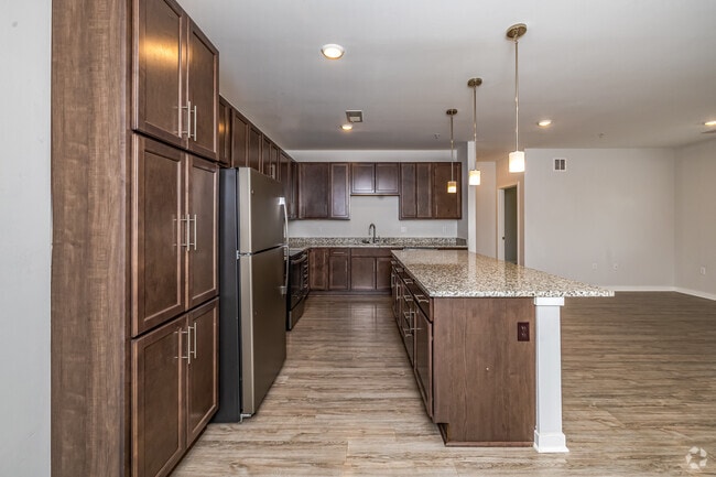 2BR, 2BA - 1,220SF - Kitchen