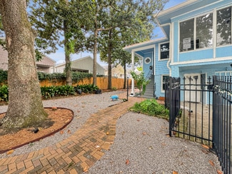 2014 Lowerline St, New Orleans, LA 70118