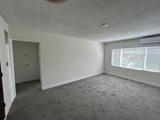 325 S Doheny Dr, Beverly Hills, CA 90211