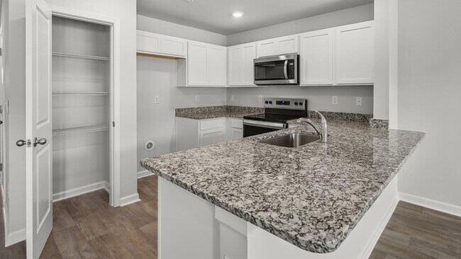 6362 Cowslip Way unit 183, Leland, NC 28451 - photo 7