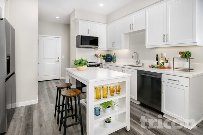 10474 Barrena Lp, Elk Grove, CA 95757 - photo 6