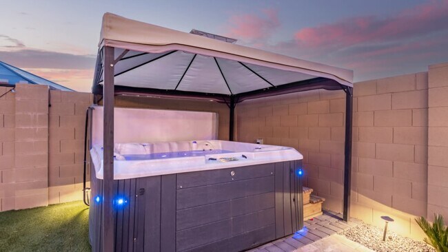 2506 E Pleasant Ln, Phoenix, AZ 85042 - photo 7