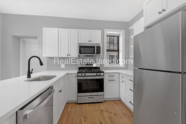 28 Glenville Ave unit 2, Allston, MA 02134 - photo 5