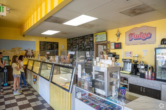 Ricks ice cream is a great place to cool off in Charleston Gardens.