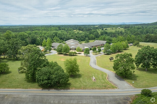 Many students attend Sunshine Elementary School.