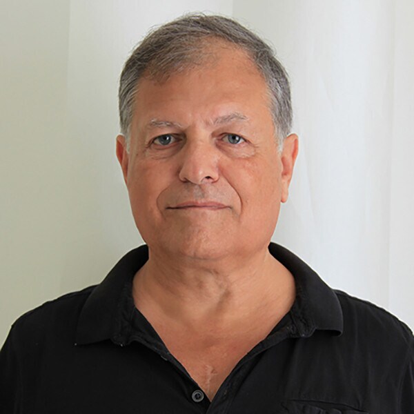 Agent Photo