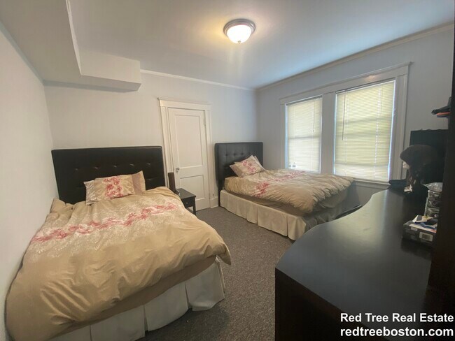 44 Blenford Rd unit 1, Brighton, MA 02135 - photo 7