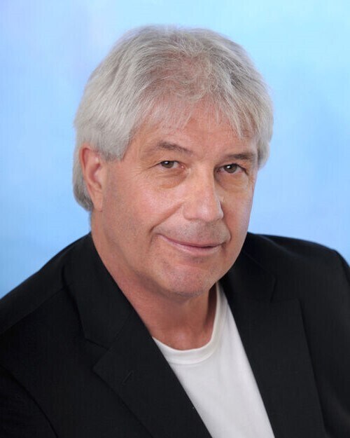 Eugene Lowe