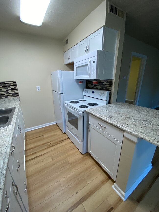 1900 Bono Rd, New Albany, IN 47150 - photo 5